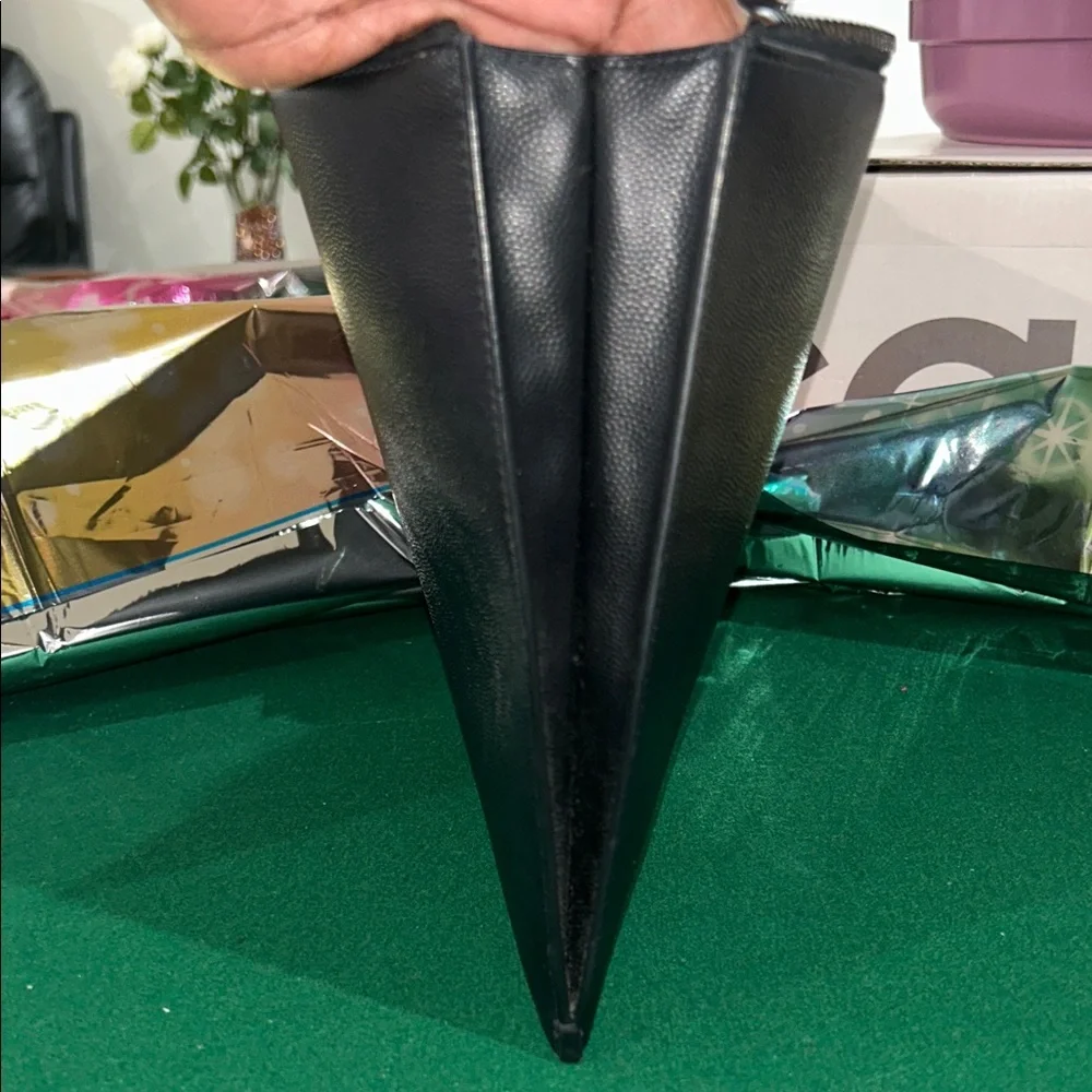 Yves Saint Laurent Black Clutch - Picture 6 of 6